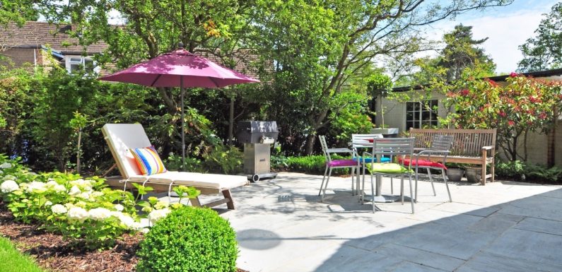 6 Cool and Comfortable Shade Solutions for Outdoor Living Areas